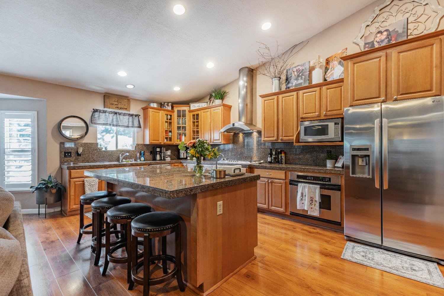 Detail Gallery Image 6 of 21 For 1720 Mcclellan Way, Stockton,  CA 95207 - 4 Beds | 2/1 Baths