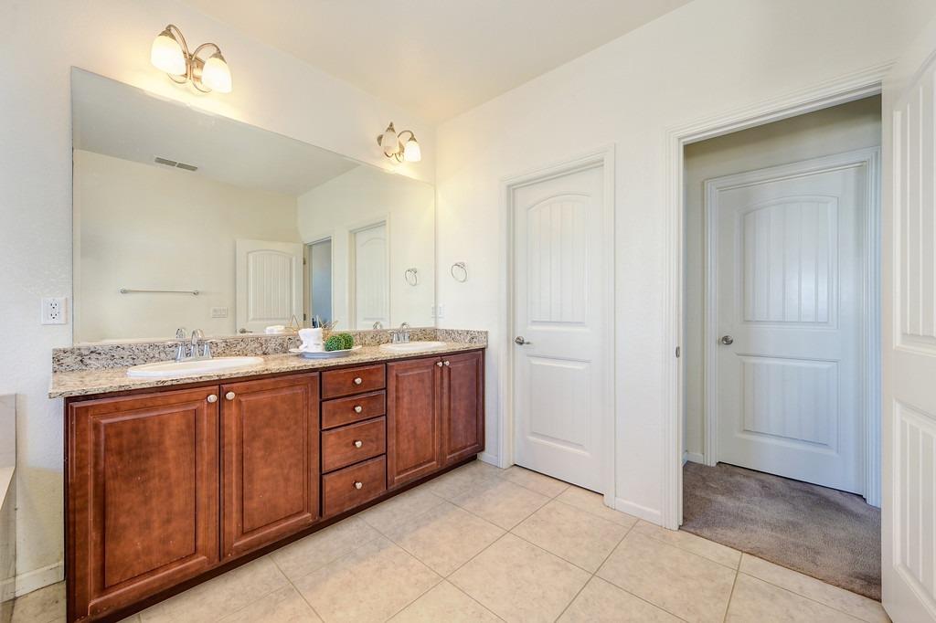 Aspen Heights Court, Rancho Cordova, California image 33