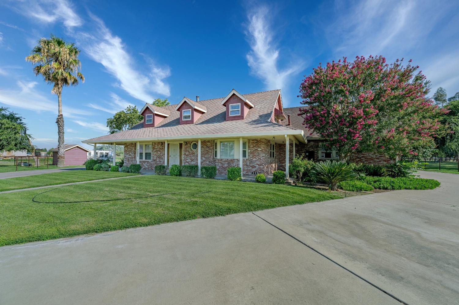 Detail Gallery Image 5 of 96 For 4808 Elliott Ave, Atwater,  CA 95301 - 3 Beds | 2/1 Baths