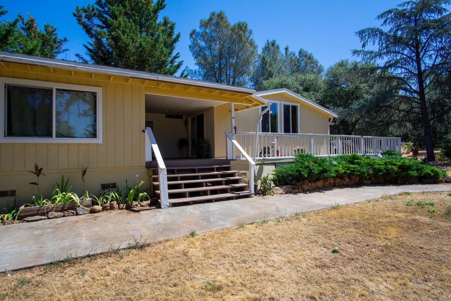 Trotter Road, Grass Valley, California image 42