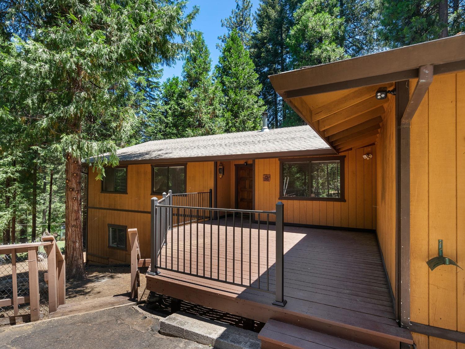 Kimberly Lane, Pollock Pines, California image 3