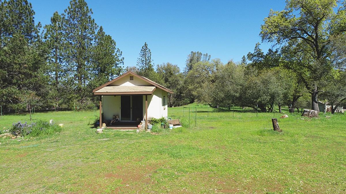 Trotter Road, Grass Valley, California image 13