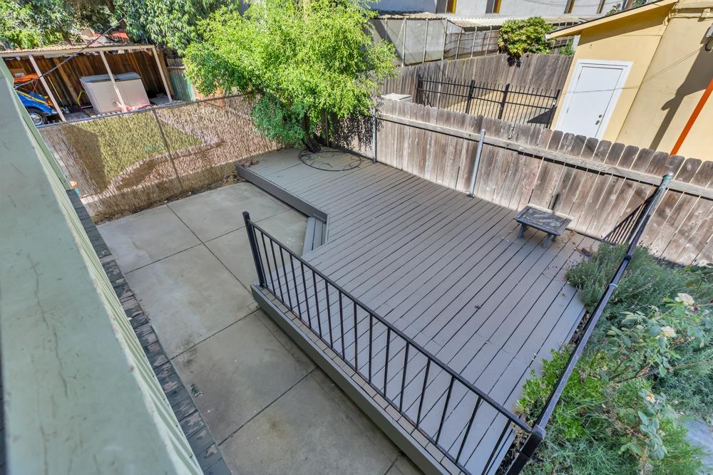 Detail Gallery Image 28 of 43 For 2204 10th St, Sacramento,  CA 95818 - 2 Beds | 1 Baths