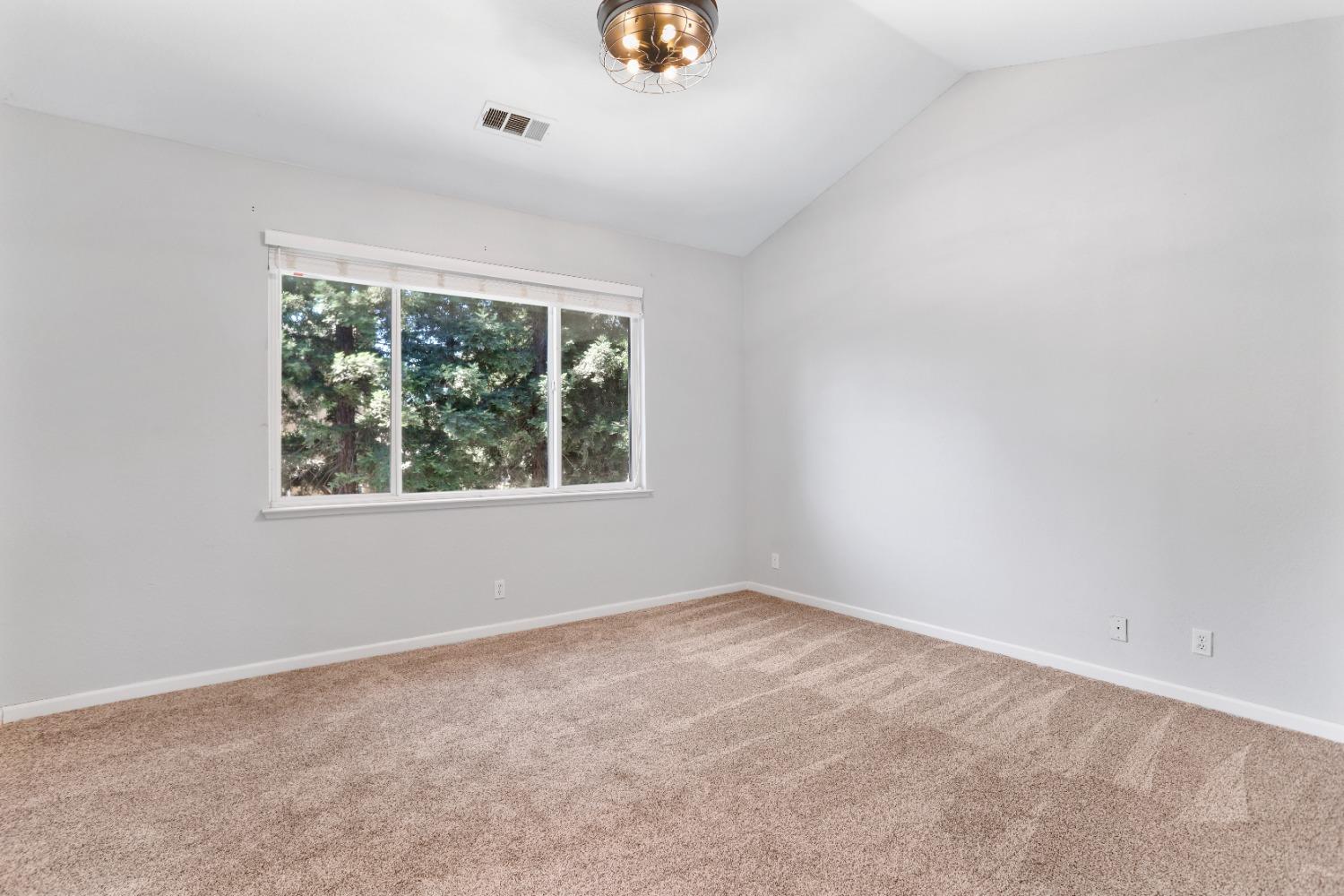 Detail Gallery Image 17 of 26 For 192 Hollow Brook Ct, Tracy,  CA 95377 - 4 Beds | 2/1 Baths