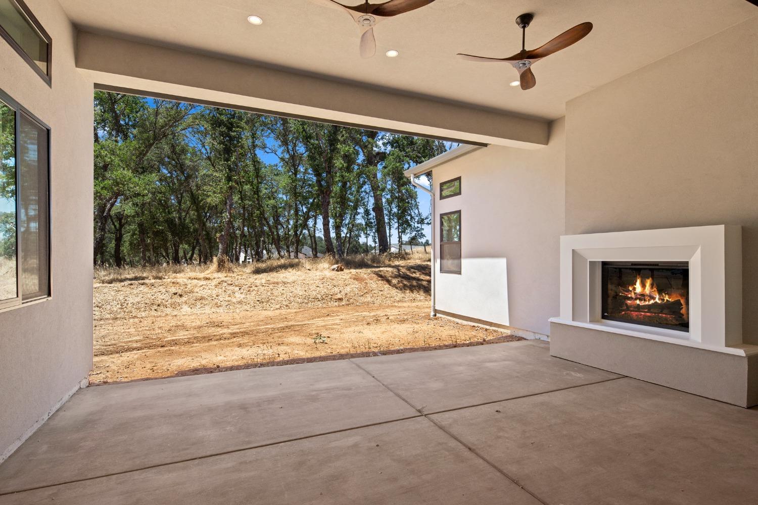 Detail Gallery Image 20 of 24 For 4590 Summer Brook Dr, Rescue,  CA 95672 - 4 Beds | 3/1 Baths