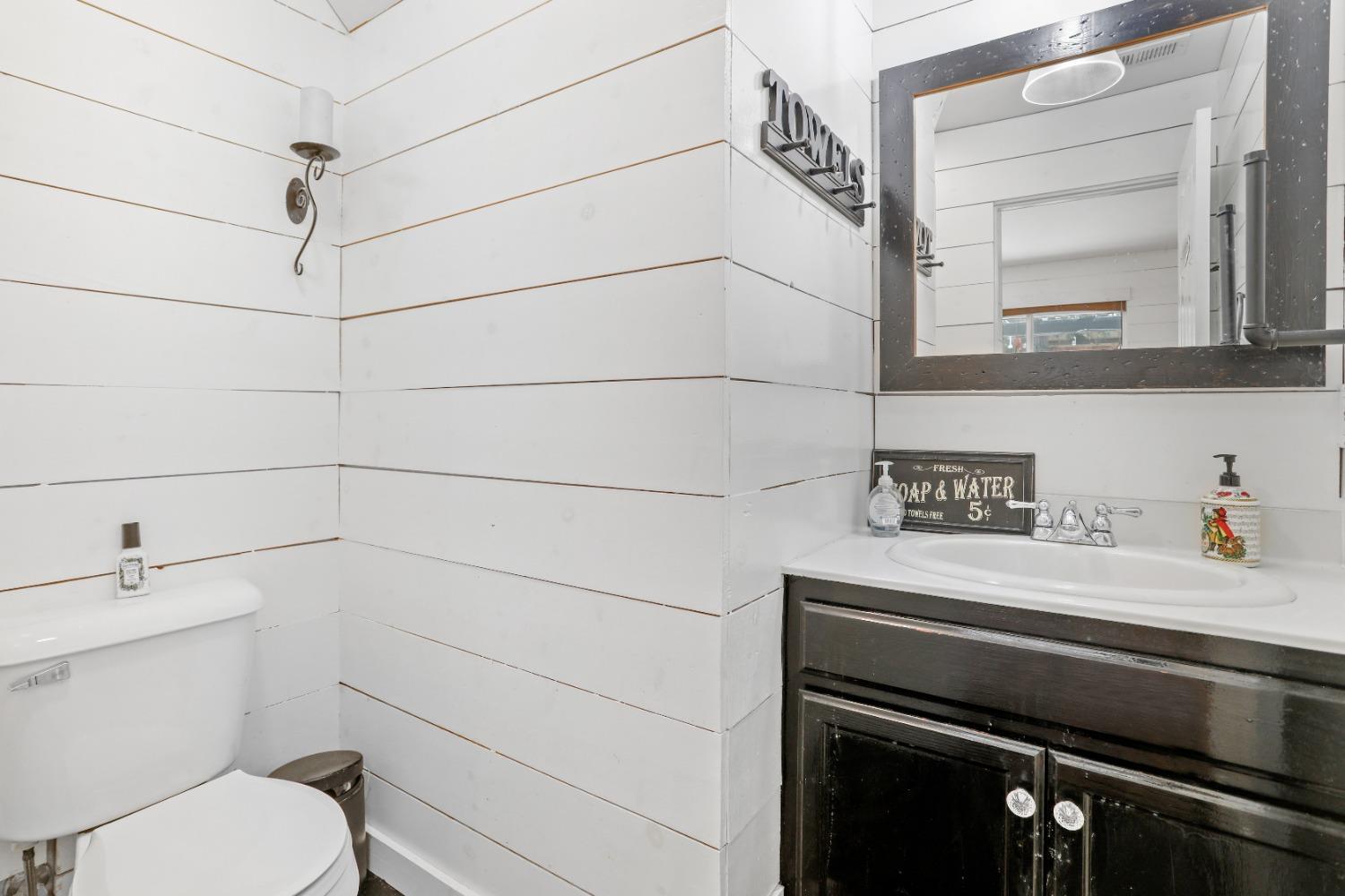 Detail Gallery Image 14 of 26 For 192 Hollow Brook Ct, Tracy,  CA 95377 - 4 Beds | 2/1 Baths