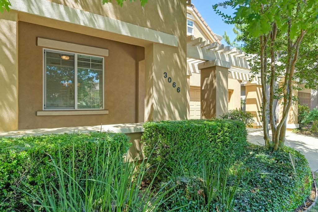 Detail Gallery Image 4 of 62 For 3066 Pescara Pl, El Dorado Hills,  CA 95762 - 4 Beds | 4/1 Baths