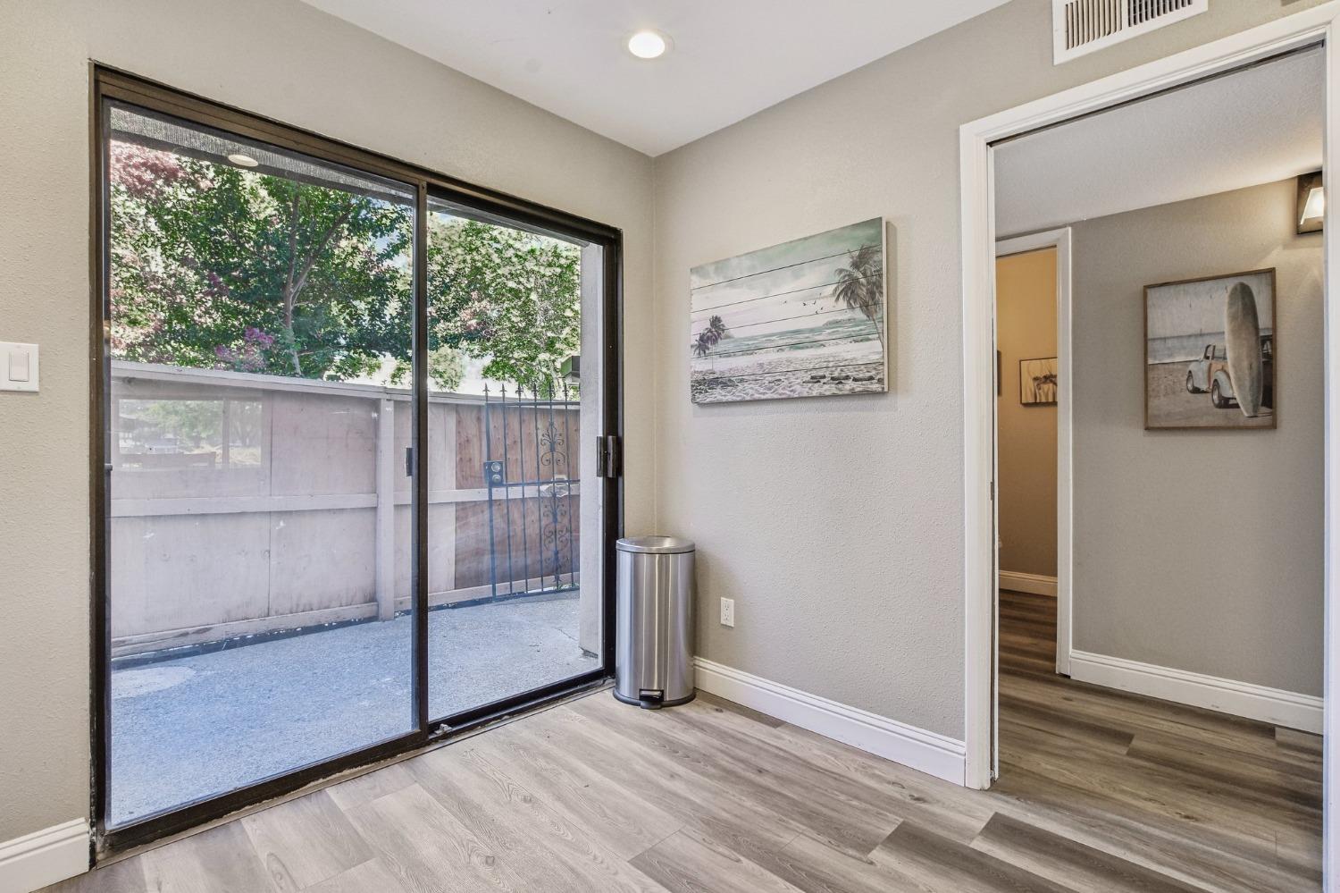 Detail Gallery Image 8 of 32 For 6644 Embarcadero Dr #82,  Stockton,  CA 95219 - 2 Beds | 2/1 Baths