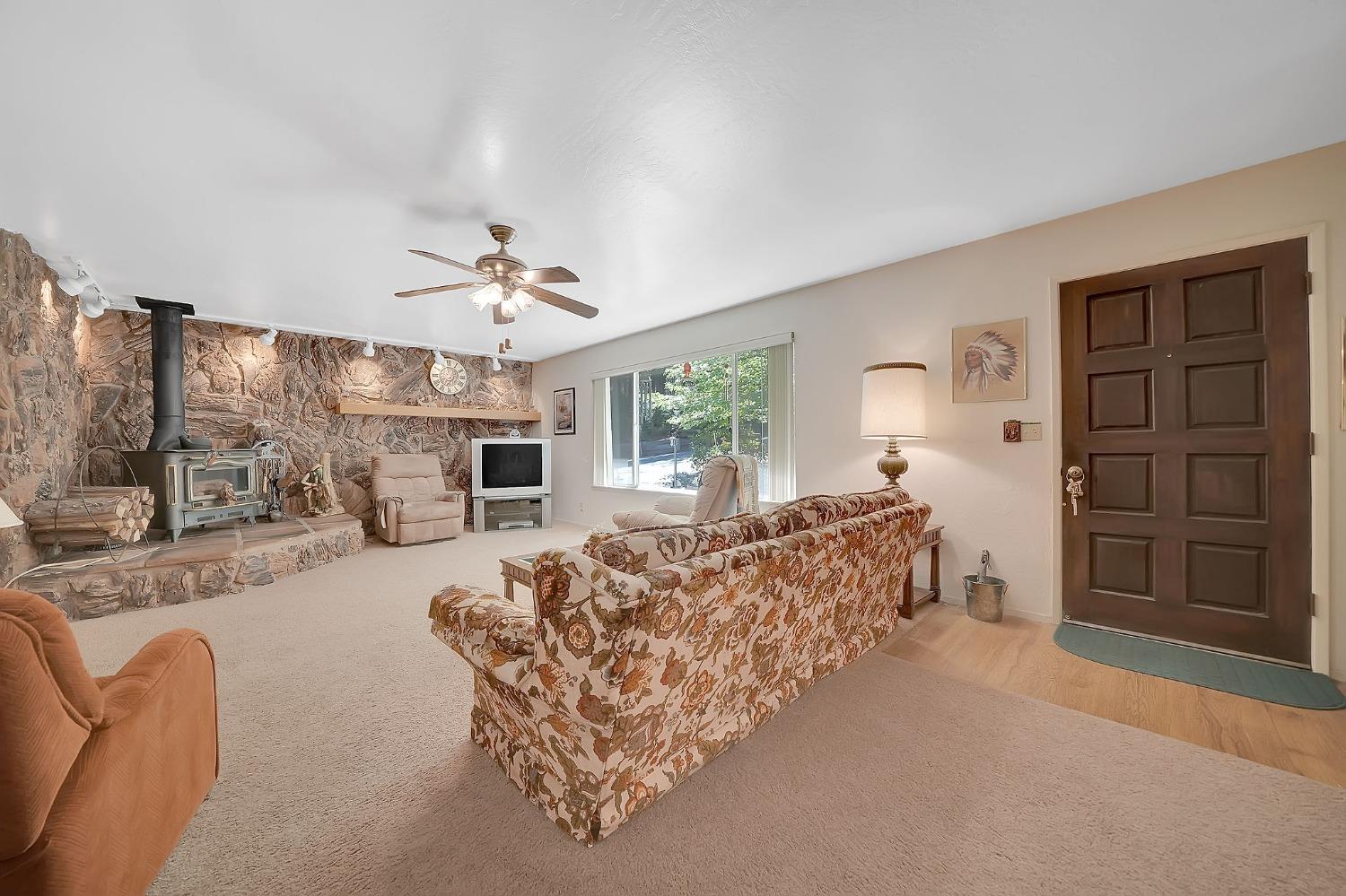 Detail Gallery Image 15 of 66 For 28663 State Highway 88, Pioneer,  CA 95666 - 3 Beds | 2 Baths