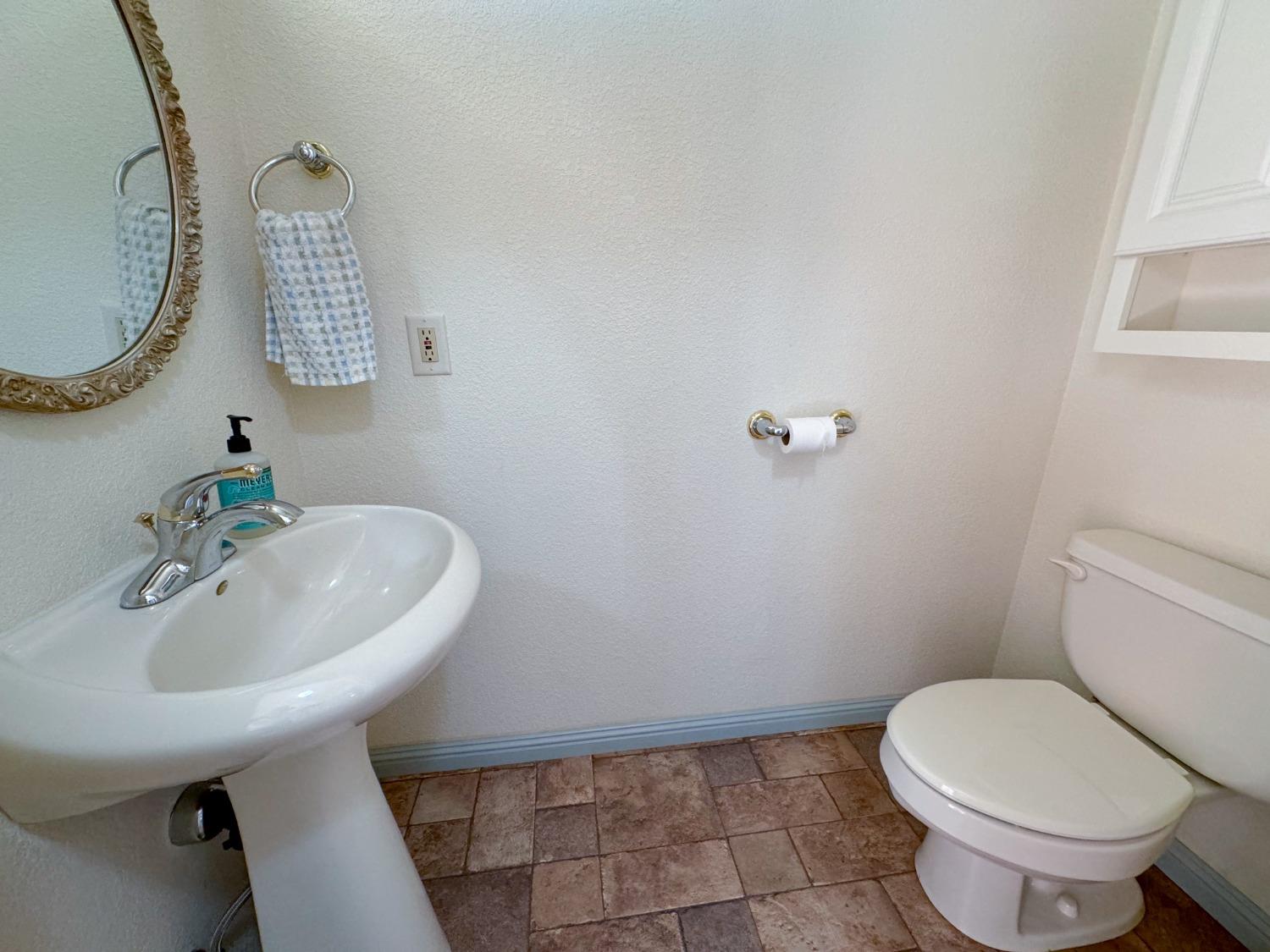 Detail Gallery Image 25 of 63 For 17707 Blue Tent School Rd, Nevada City,  CA 95959 - 2 Beds | 1/1 Baths