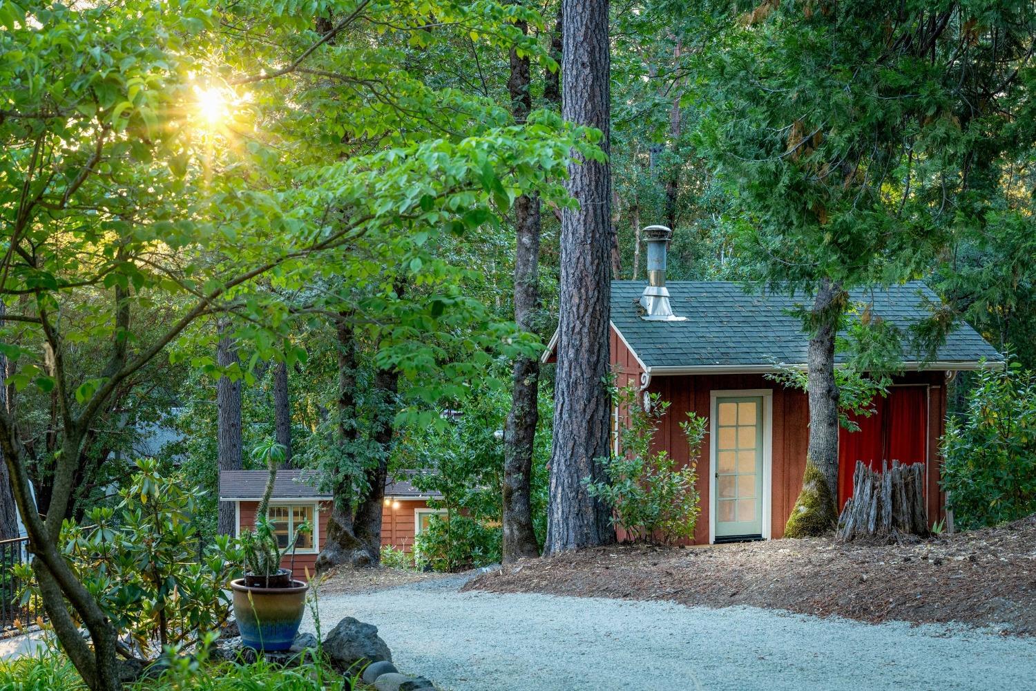 Detail Gallery Image 3 of 78 For 20391 New Rome Rd, Nevada City,  CA 95959 - 3 Beds | 3 Baths