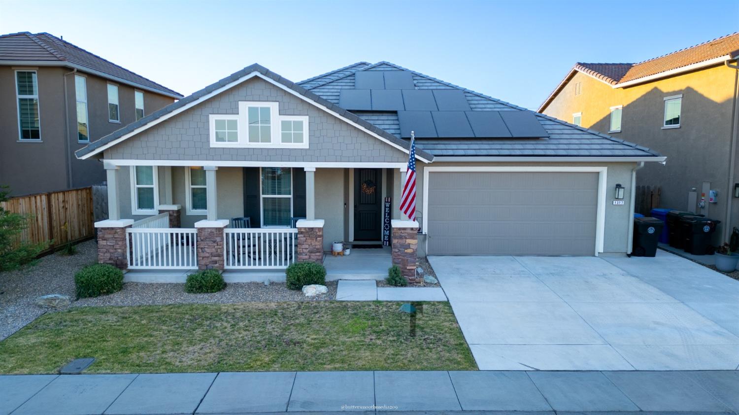 Detail Gallery Image 1 of 71 For 1317 Joann St, Manteca,  CA 95337 - 5 Beds | 3/1 Baths