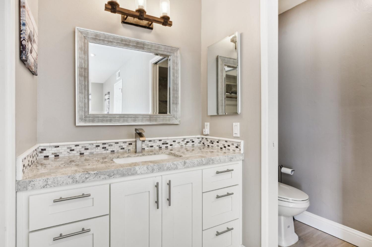 Detail Gallery Image 16 of 32 For 6644 Embarcadero Dr #82,  Stockton,  CA 95219 - 2 Beds | 2/1 Baths