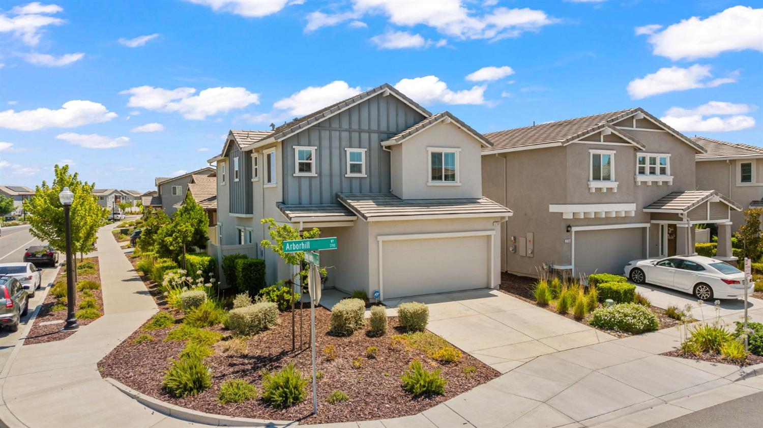 Detail Gallery Image 1 of 1 For 3760 Arborhill Way, Sacramento,  CA 95834 - 3 Beds | 2/1 Baths