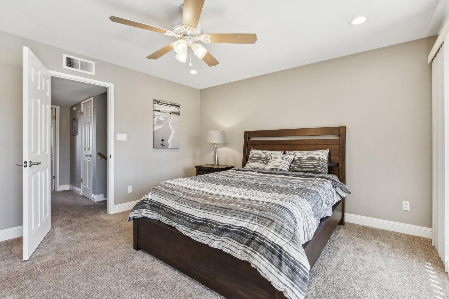 Detail Gallery Image 13 of 32 For 6644 Embarcadero Dr #82,  Stockton,  CA 95219 - 2 Beds | 2/1 Baths