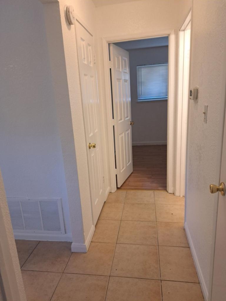 Photo #4: 224074593 Listing 