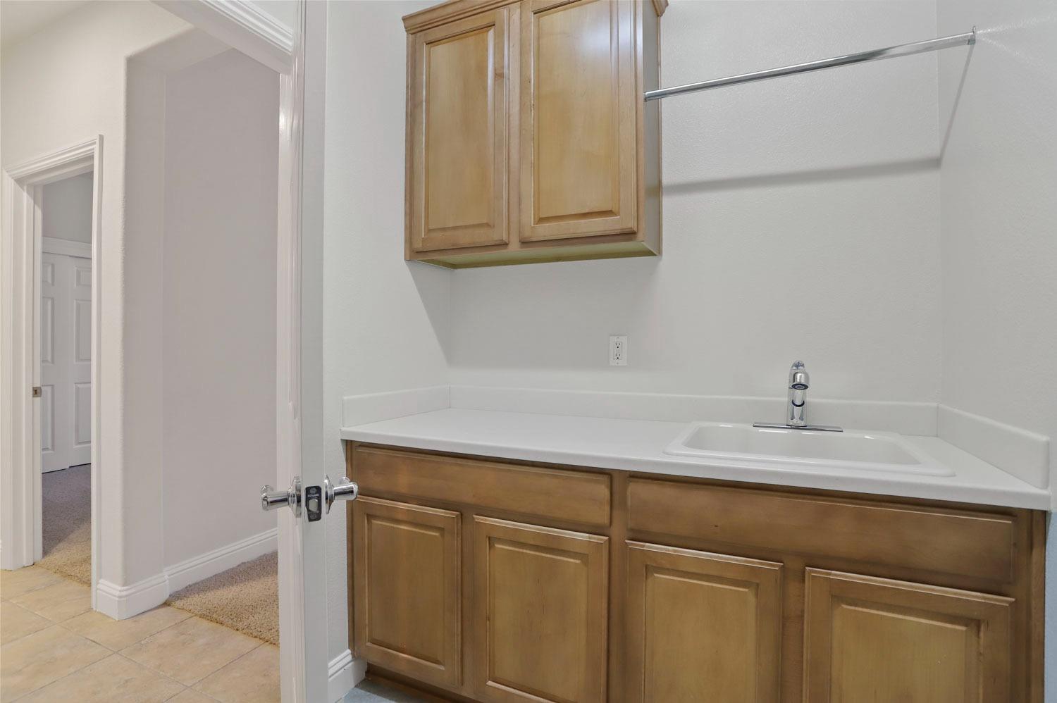 Detail Gallery Image 25 of 40 For 2526 Bellchase Dr, Manteca,  CA 95336 - 2 Beds | 2 Baths