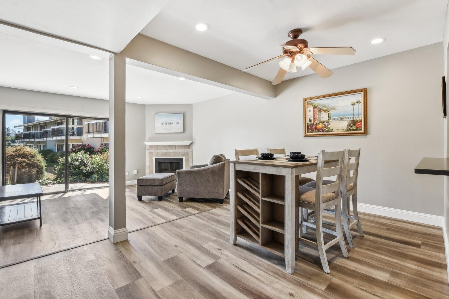 Detail Gallery Image 9 of 32 For 6644 Embarcadero Dr #82,  Stockton,  CA 95219 - 2 Beds | 2/1 Baths