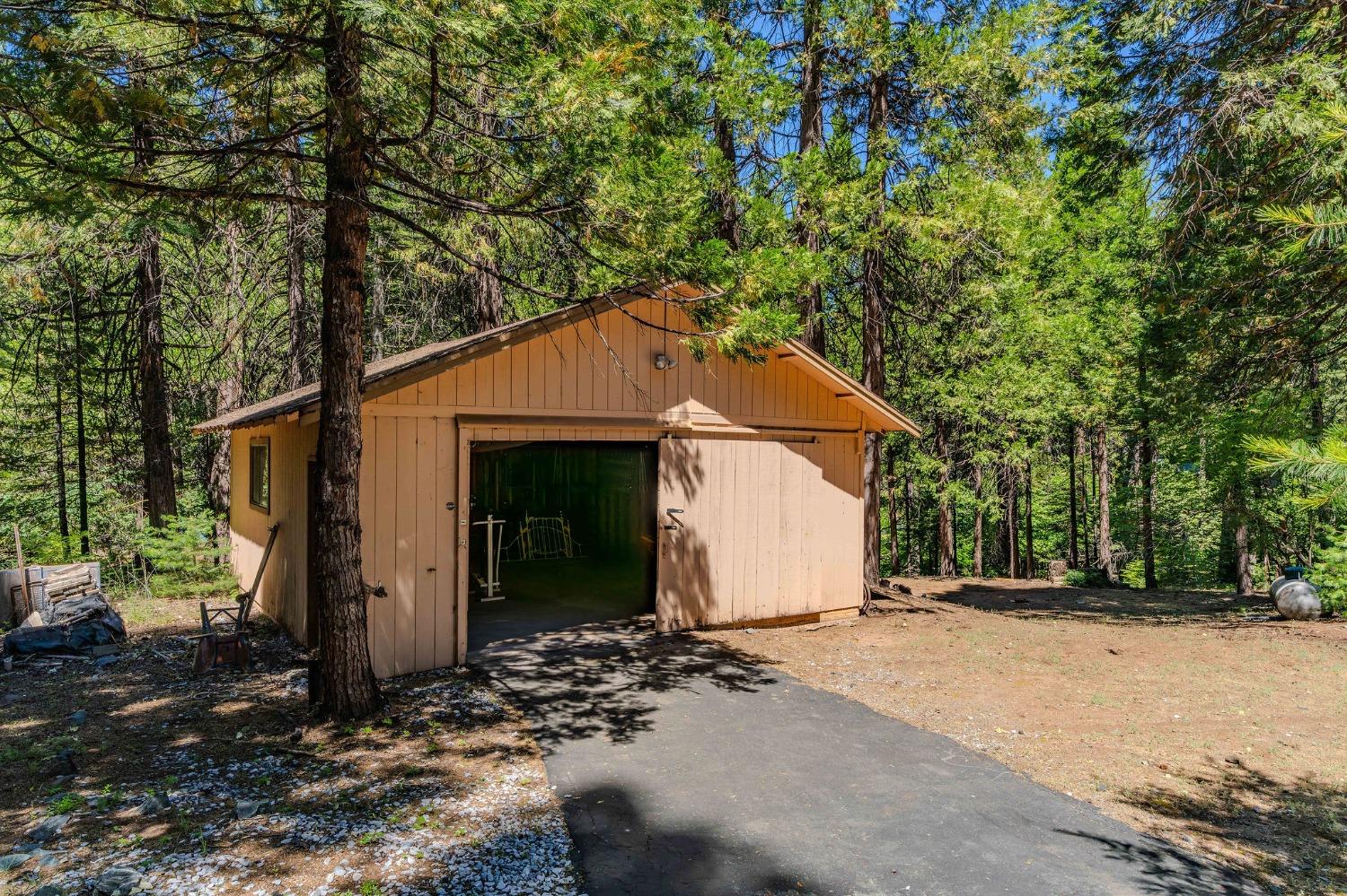 Detail Gallery Image 55 of 66 For 28663 State Highway 88, Pioneer,  CA 95666 - 3 Beds | 2 Baths