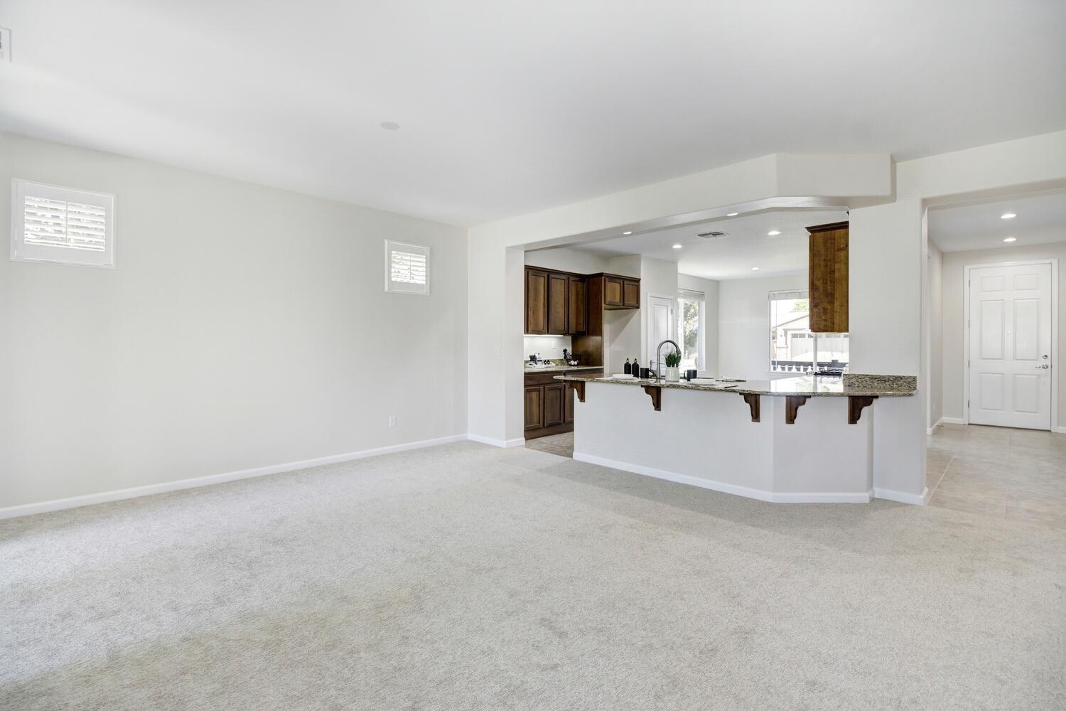 Detail Gallery Image 18 of 53 For 9617 Oakham Way, Elk Grove,  CA 95757 - 2 Beds | 2 Baths