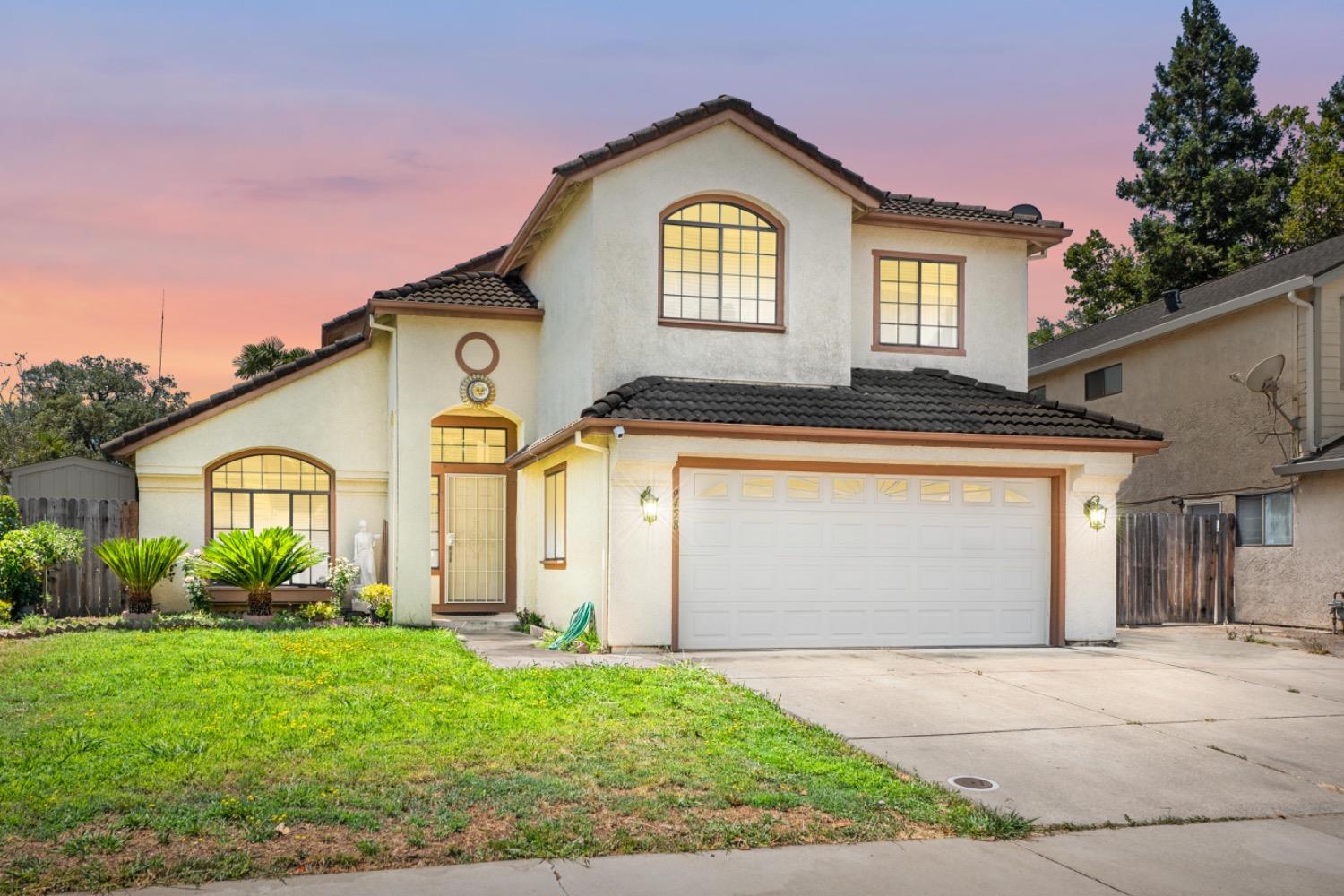 Detail Gallery Image 1 of 50 For 9458 Bowmont Way, Elk Grove,  CA 95758 - 4 Beds | 2/1 Baths