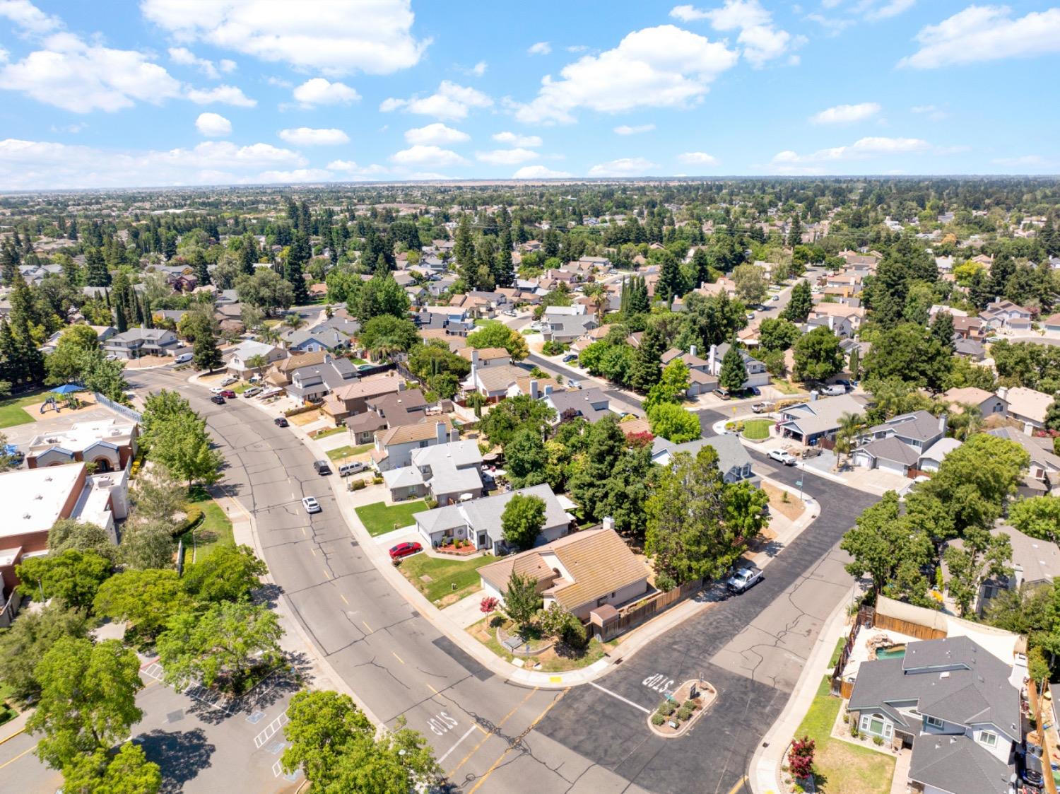 Detail Gallery Image 48 of 50 For 9458 Bowmont Way, Elk Grove,  CA 95758 - 4 Beds | 2/1 Baths