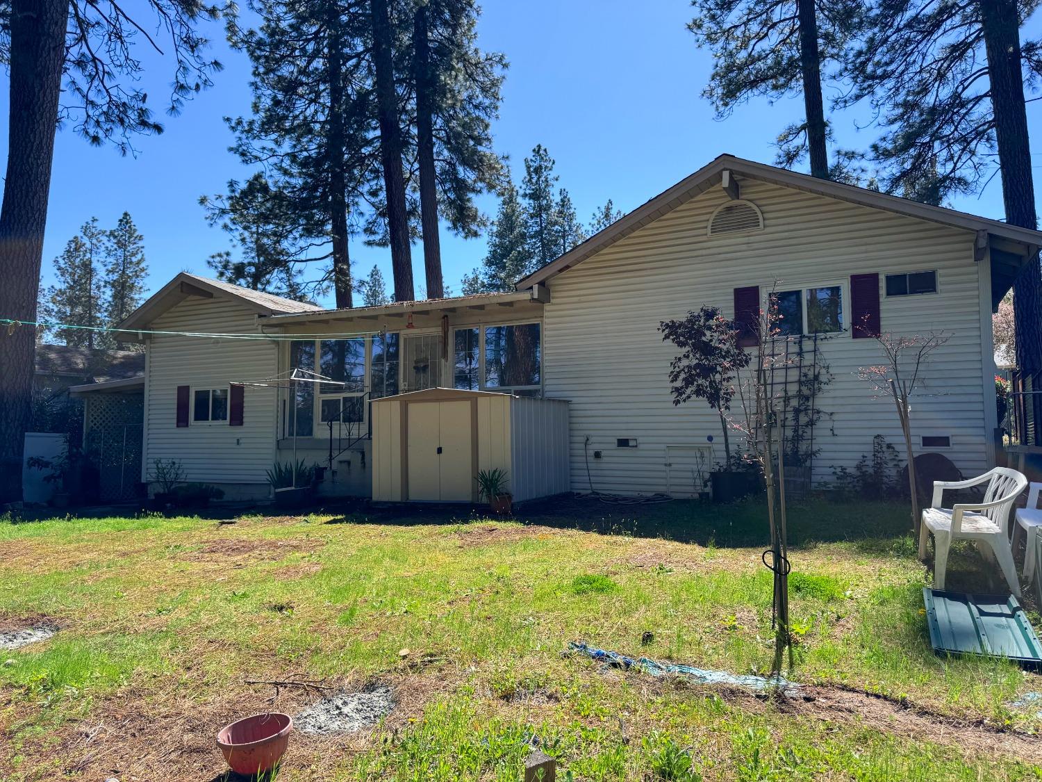 Cornwall Avenue, Grass Valley, California image 47