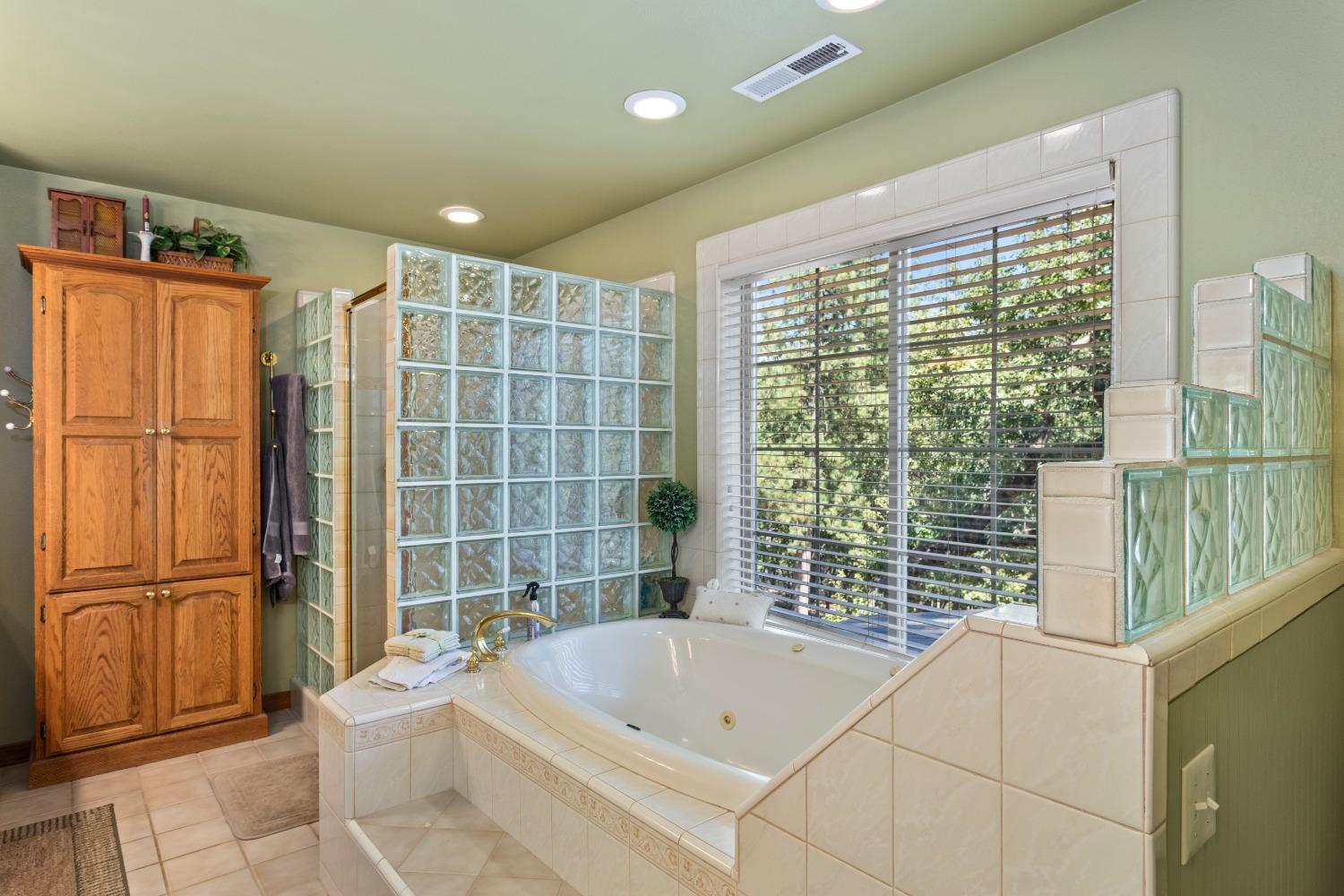 Detail Gallery Image 20 of 50 For 17878 River Ranch Rd, Grass Valley,  CA 95949 - 4 Beds | 3/1 Baths