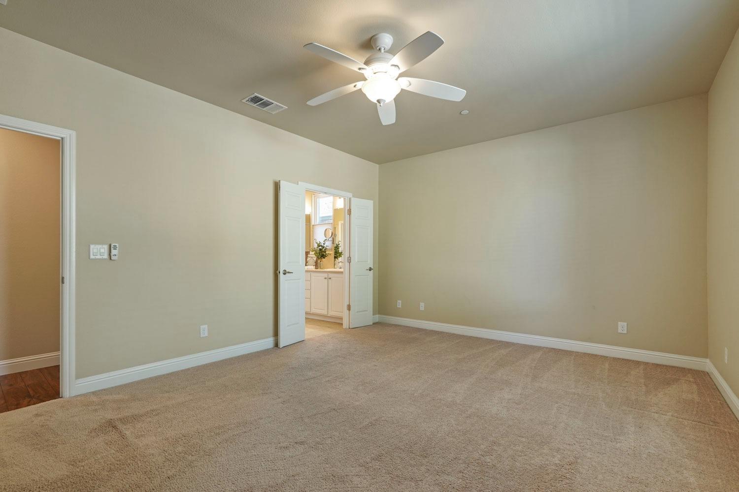 Detail Gallery Image 22 of 34 For 2438 Rockbrook Ln, Manteca,  CA 95336 - 2 Beds | 2 Baths