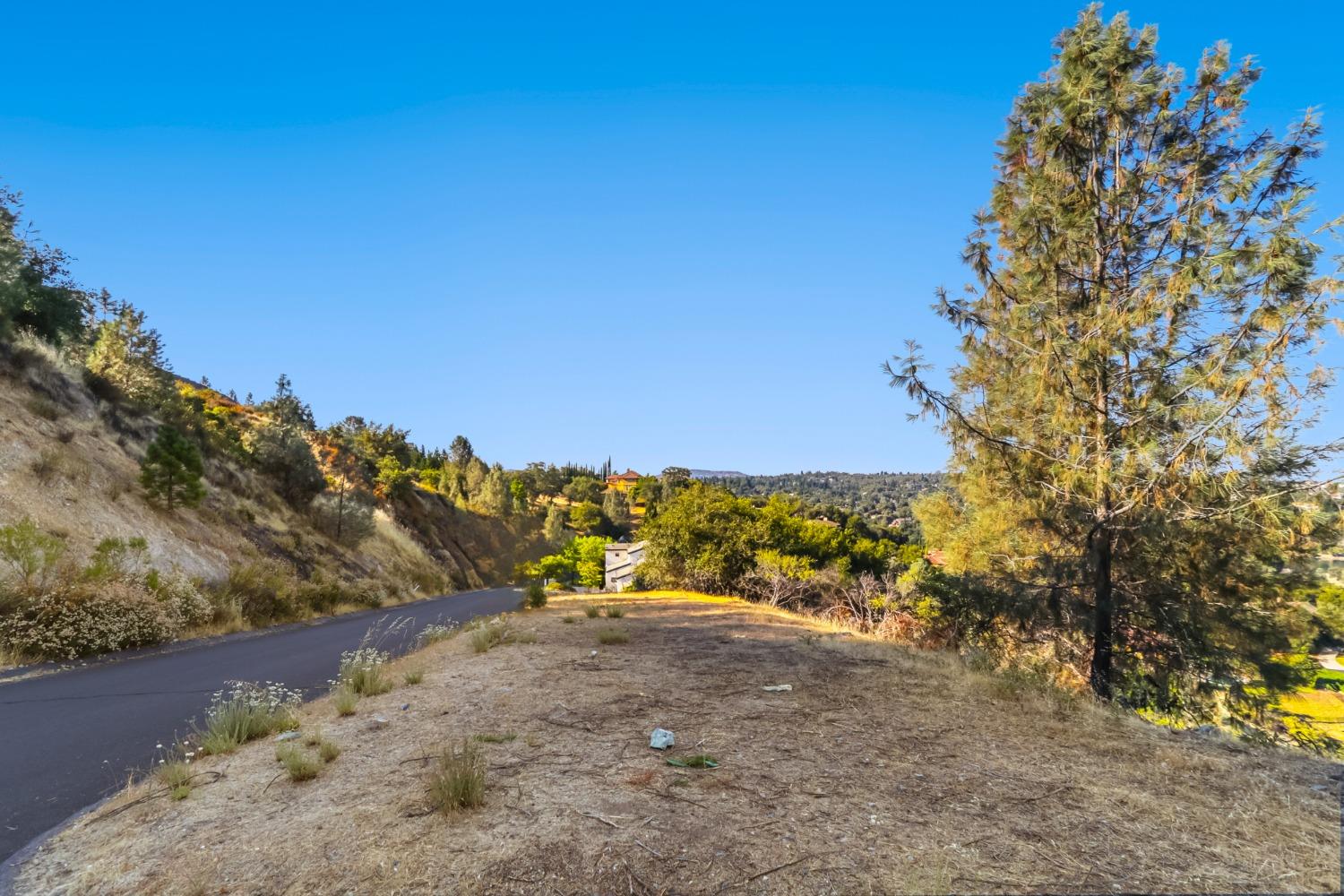 Detail Gallery Image 35 of 37 For 1166 Clearview Dr, El Dorado Hills,  CA 95762 - – Beds | – Baths