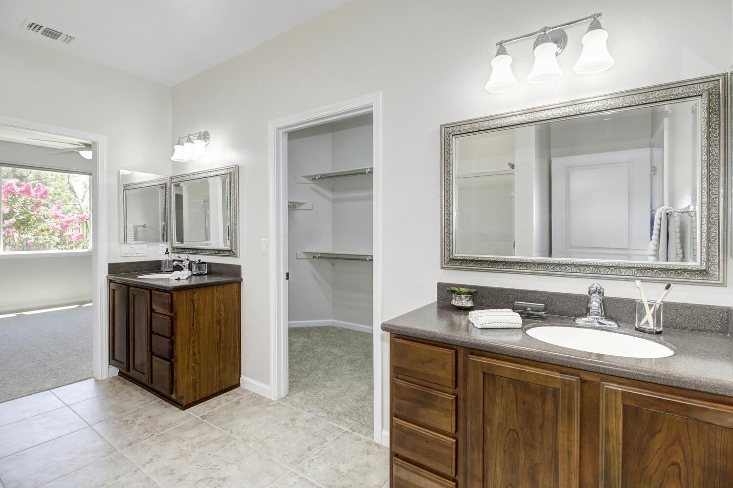 Detail Gallery Image 35 of 53 For 9617 Oakham Way, Elk Grove,  CA 95757 - 2 Beds | 2 Baths