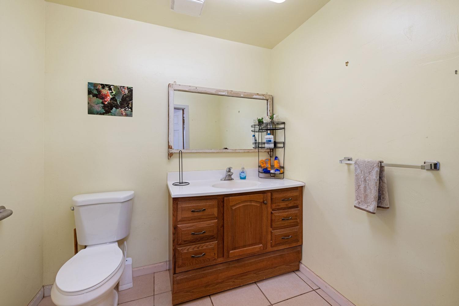 Detail Gallery Image 45 of 73 For 21773 E Ca-12, Clements,  CA 95227 - 3 Beds | 2 Baths