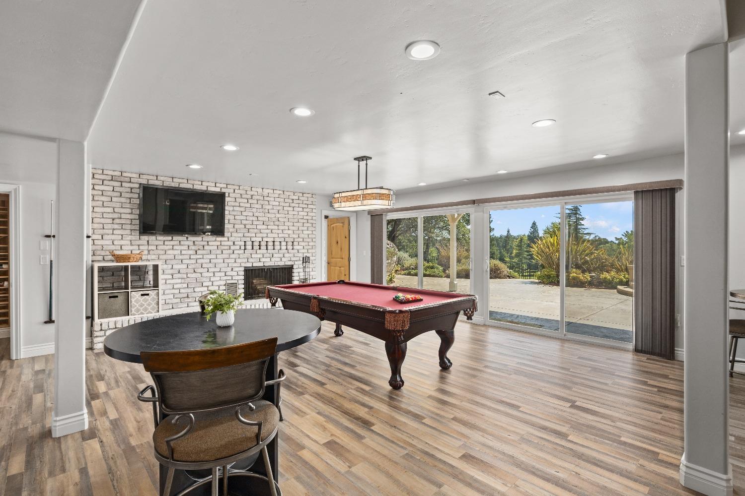 Detail Gallery Image 9 of 26 For 3738 Fairway Dr, Cameron Park,  CA 95682 - 4 Beds | 4 Baths