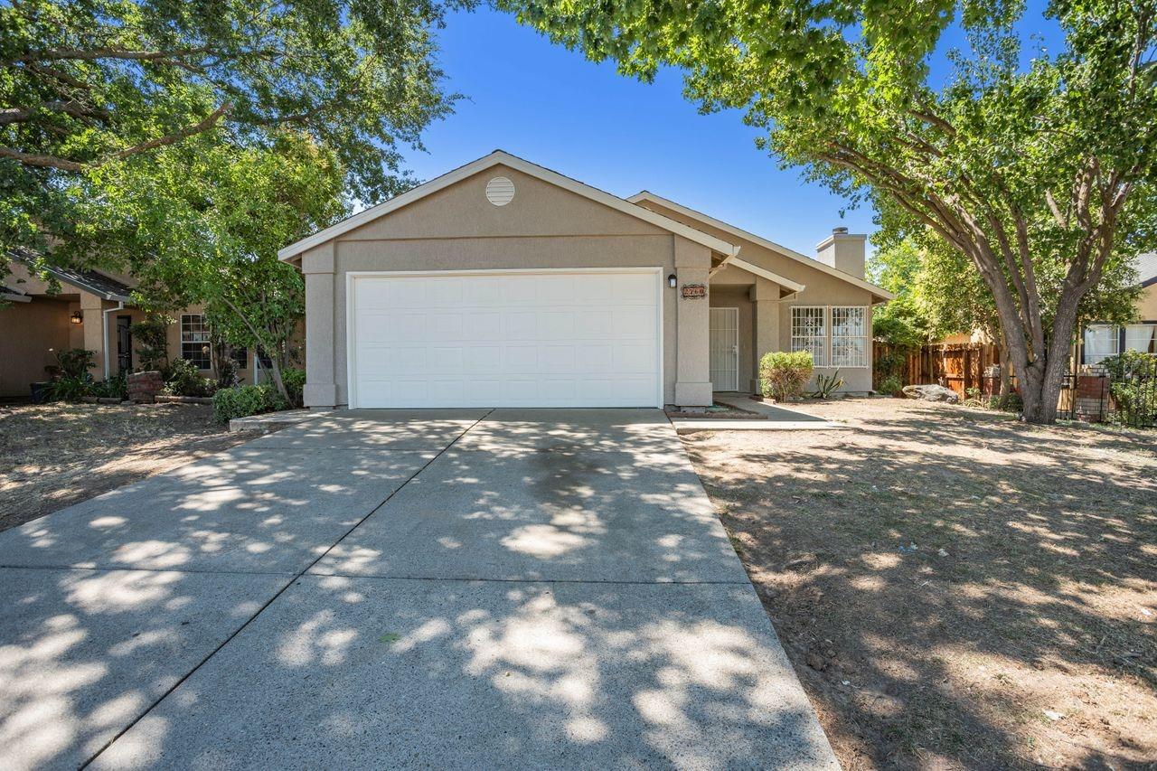 Detail Gallery Image 1 of 1 For 2760 Hing Ave, Sacramento,  CA 95822 - 3 Beds | 2 Baths