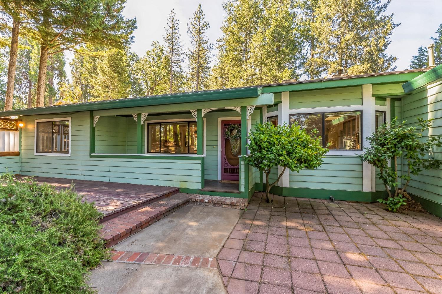 Detail Gallery Image 1 of 29 For 3080 Carson Rd, Placerville,  CA 95667 - 3 Beds | 2 Baths