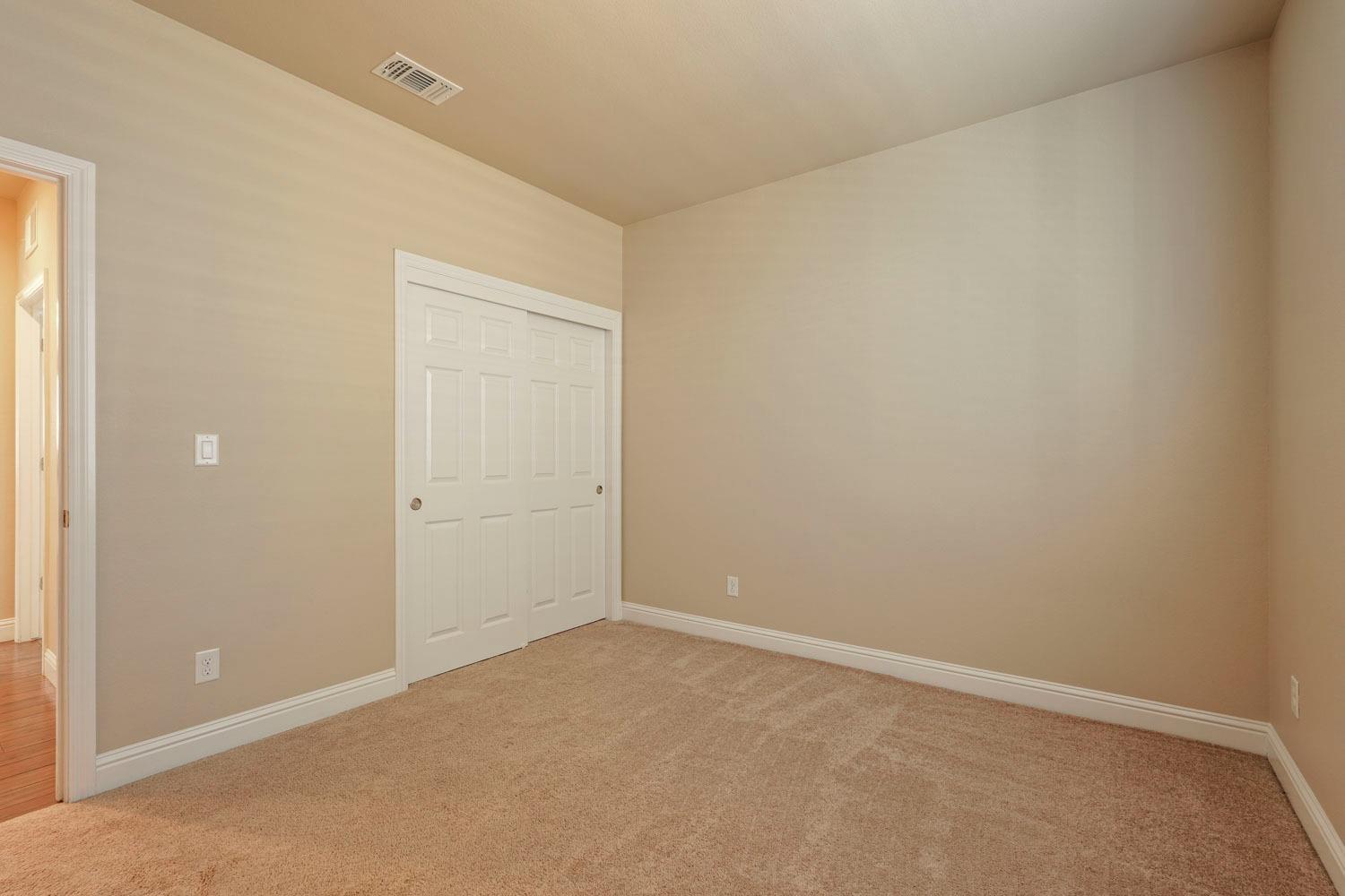 Detail Gallery Image 18 of 34 For 2438 Rockbrook Ln, Manteca,  CA 95336 - 2 Beds | 2 Baths