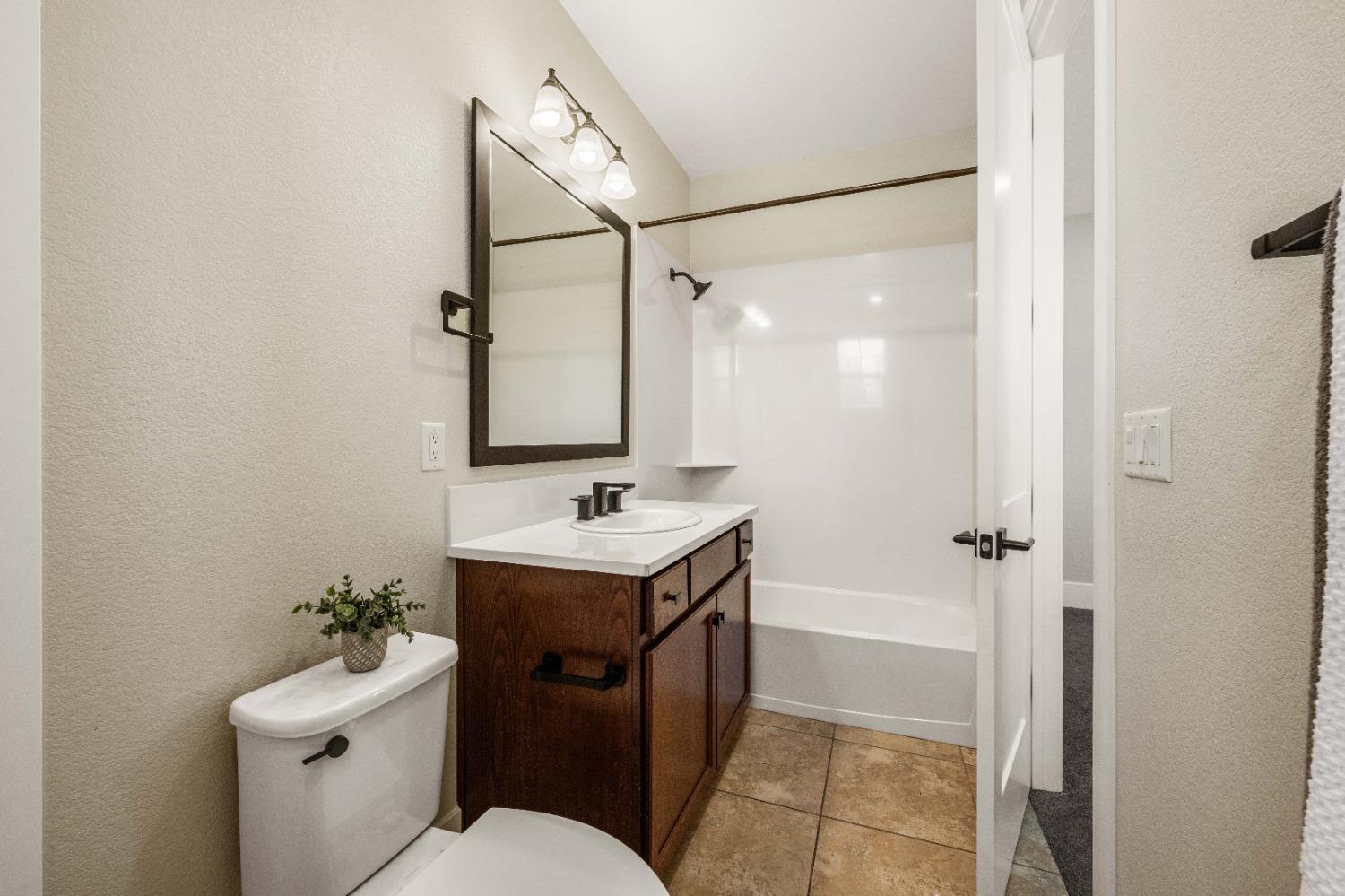 Detail Gallery Image 39 of 57 For 3357 Sycamore Creek Way, Folsom,  CA 95630 - 5 Beds | 4/1 Baths