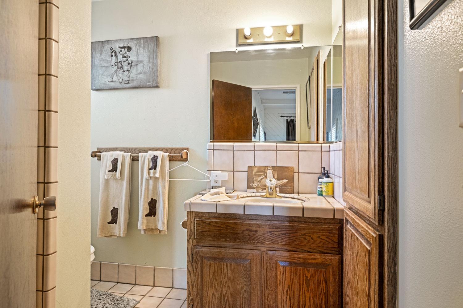 Detail Gallery Image 9 of 73 For 21773 E Ca-12, Clements,  CA 95227 - 3 Beds | 2 Baths