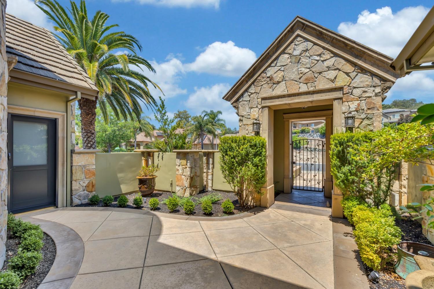 Clubhouse Court, Rocklin, California image 7