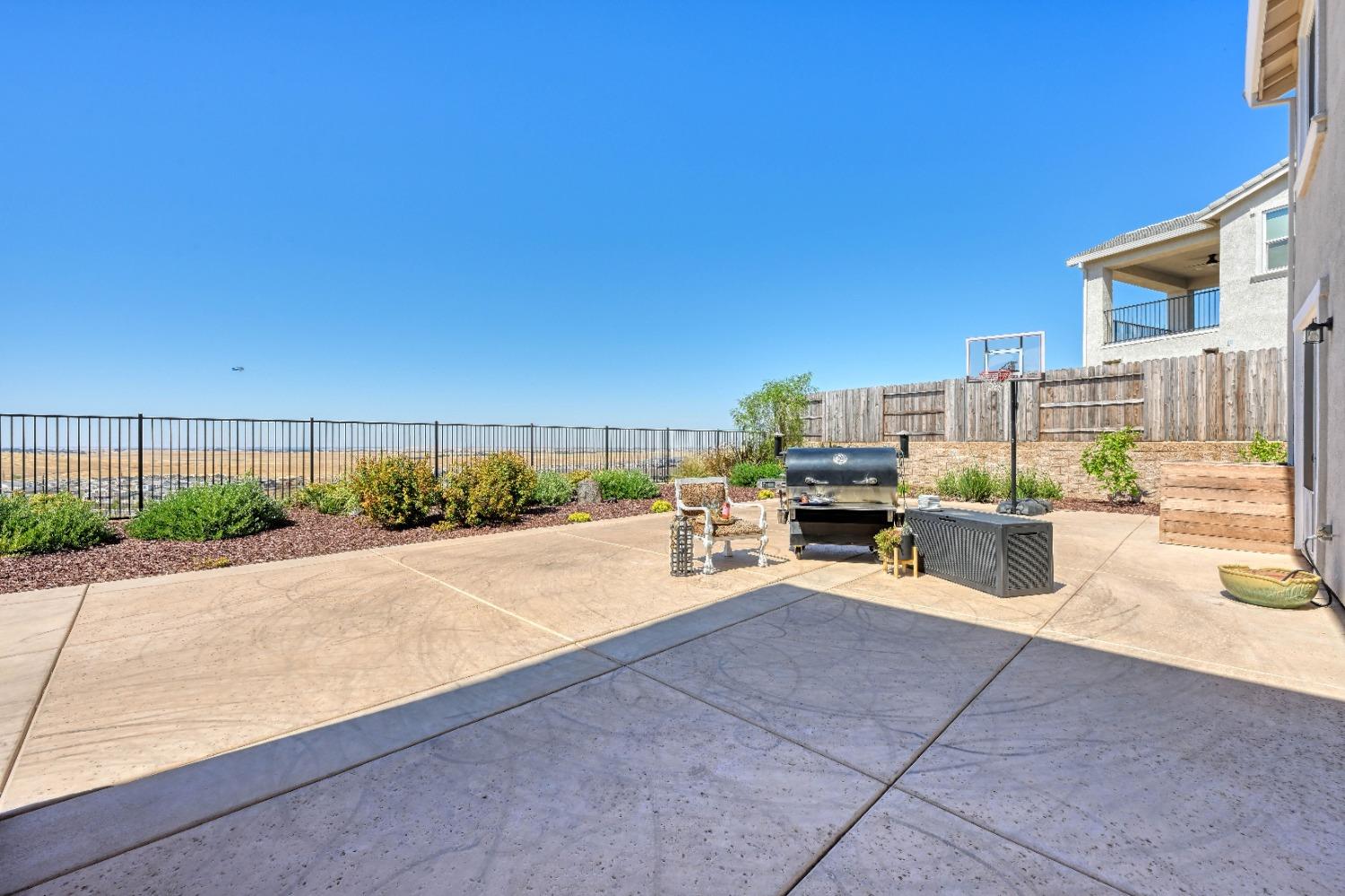 Detail Gallery Image 50 of 57 For 3357 Sycamore Creek Way, Folsom,  CA 95630 - 5 Beds | 4/1 Baths