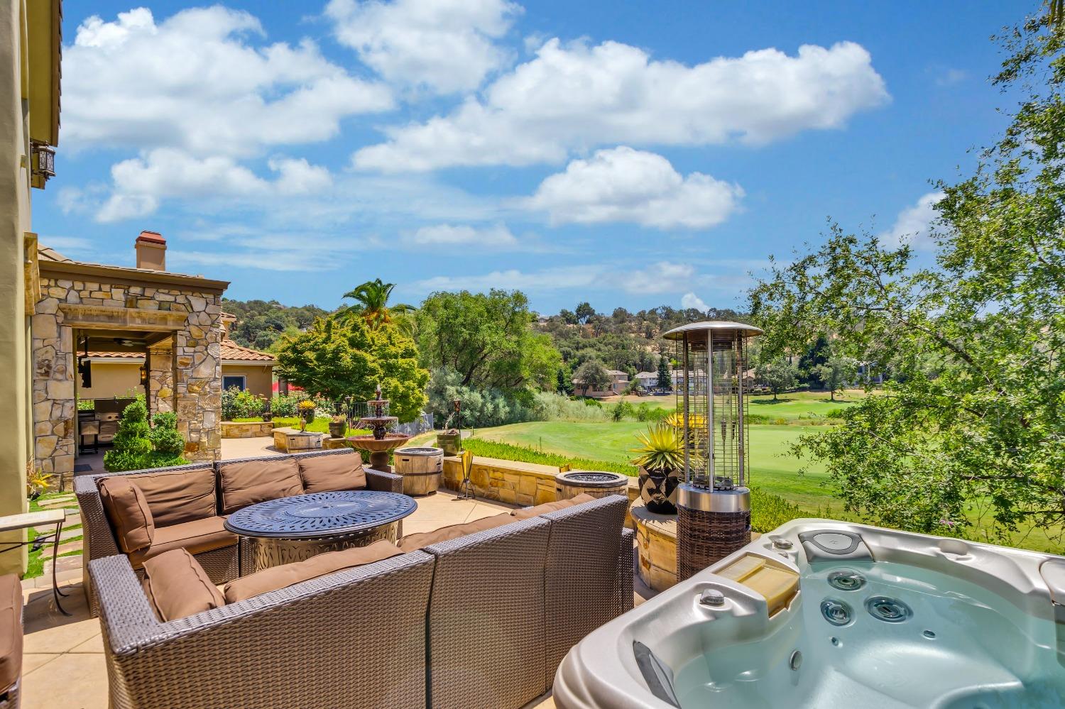 Clubhouse Court, Rocklin, California image 3