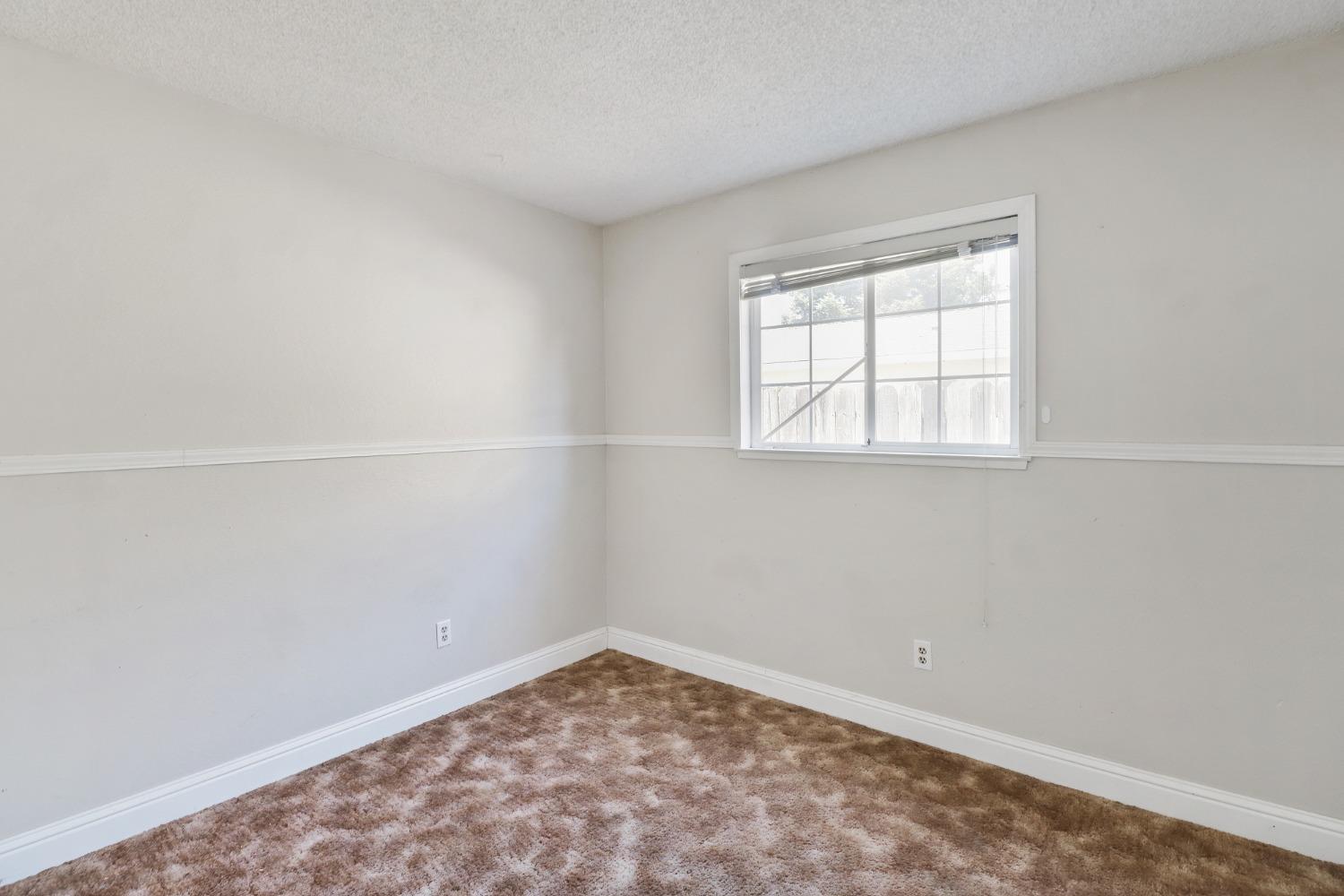 Detail Gallery Image 26 of 35 For 6111 Harlen Ct, Sacramento,  CA 95842 - 4 Beds | 2 Baths