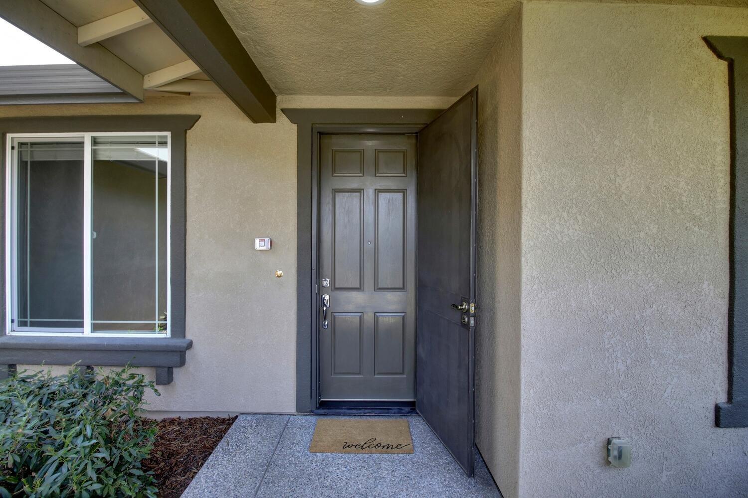 Detail Gallery Image 7 of 53 For 9617 Oakham Way, Elk Grove,  CA 95757 - 2 Beds | 2 Baths