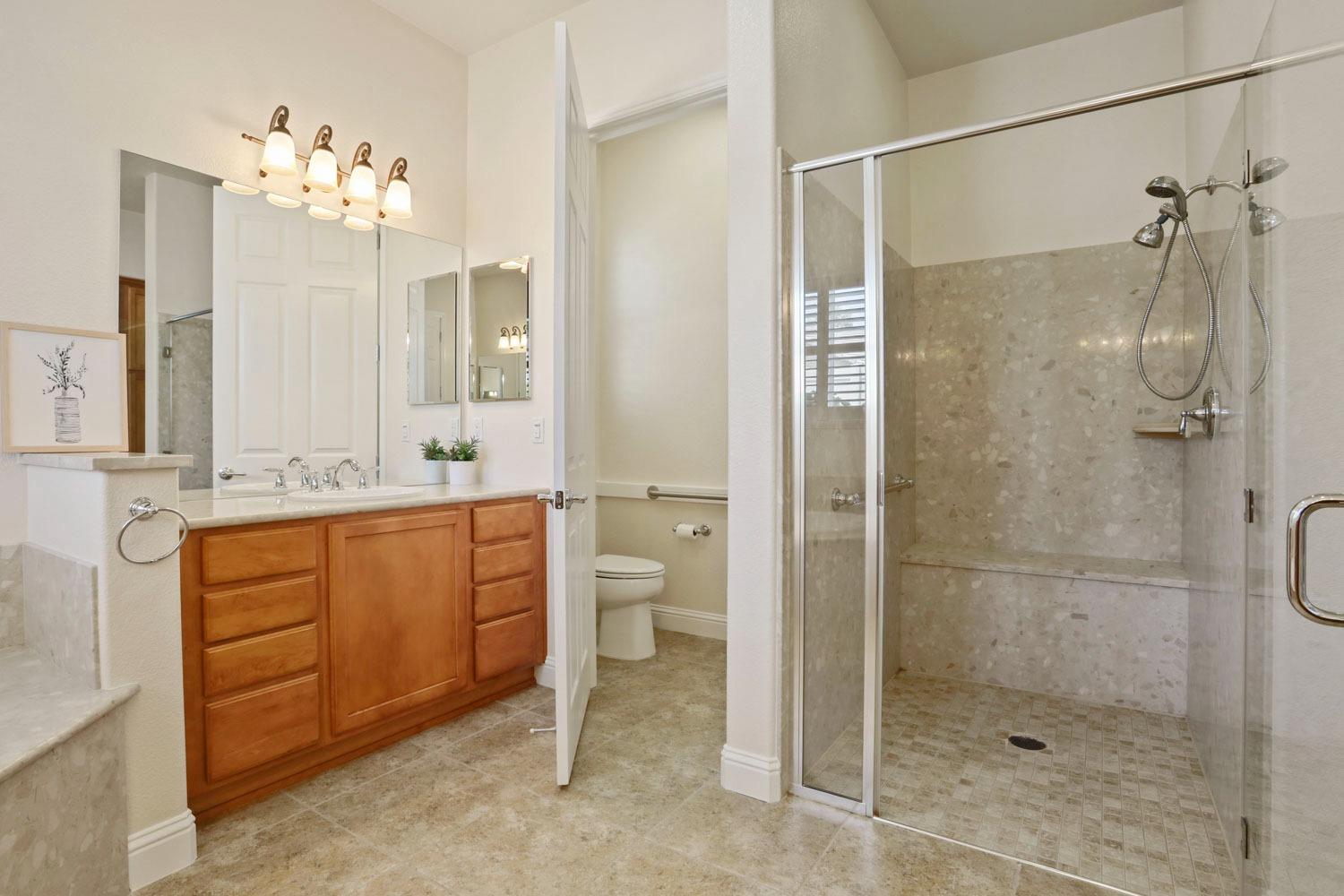 Detail Gallery Image 38 of 60 For 1471 Cobblecreek St, Manteca,  CA 95336 - 2 Beds | 2/1 Baths