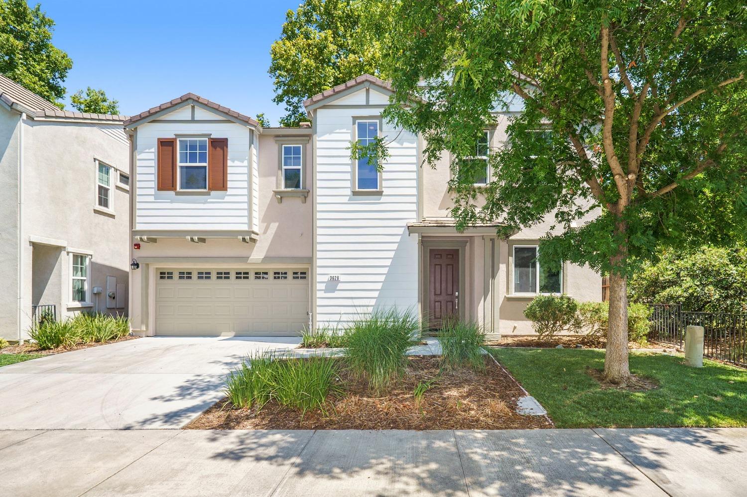 Detail Gallery Image 1 of 1 For 3628 Santo Terrace, Davis,  CA 95618 - 4 Beds | 2/1 Baths