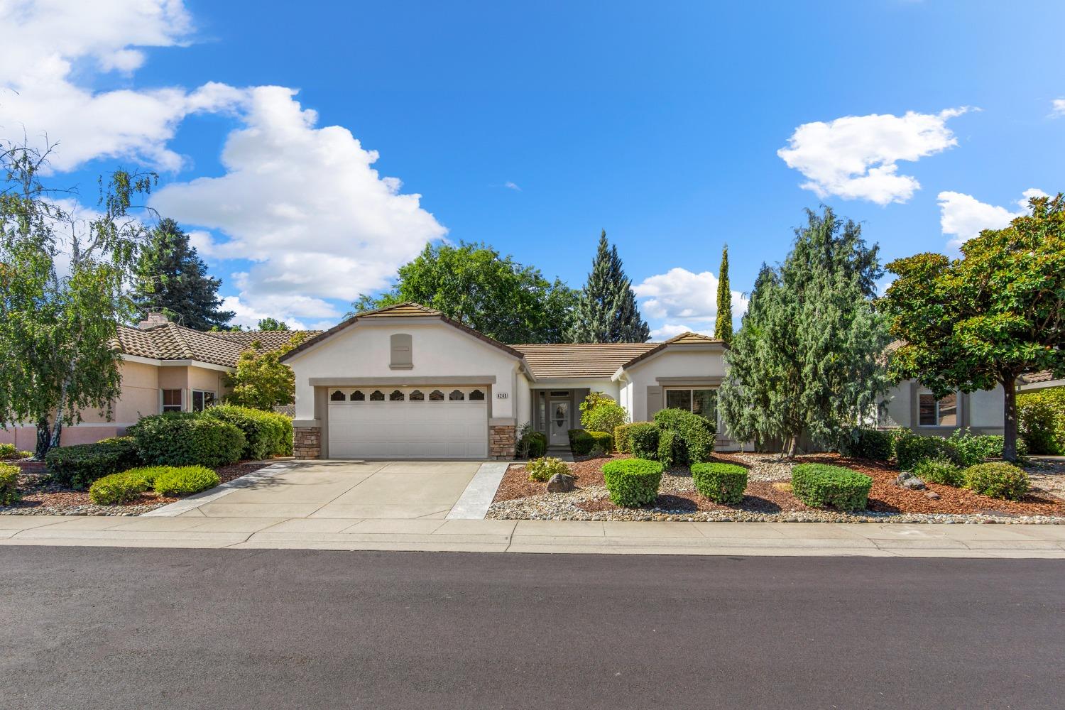 Detail Gallery Image 1 of 1 For 4245 Napa Loop, Roseville,  CA 95747 - 2 Beds | 2 Baths