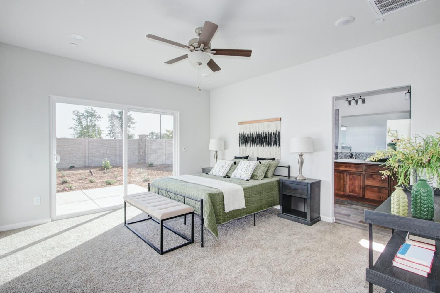 Detail Gallery Image 9 of 12 For 1362 River Run Cir, Ione,  CA 95640 - 3 Beds | 2 Baths