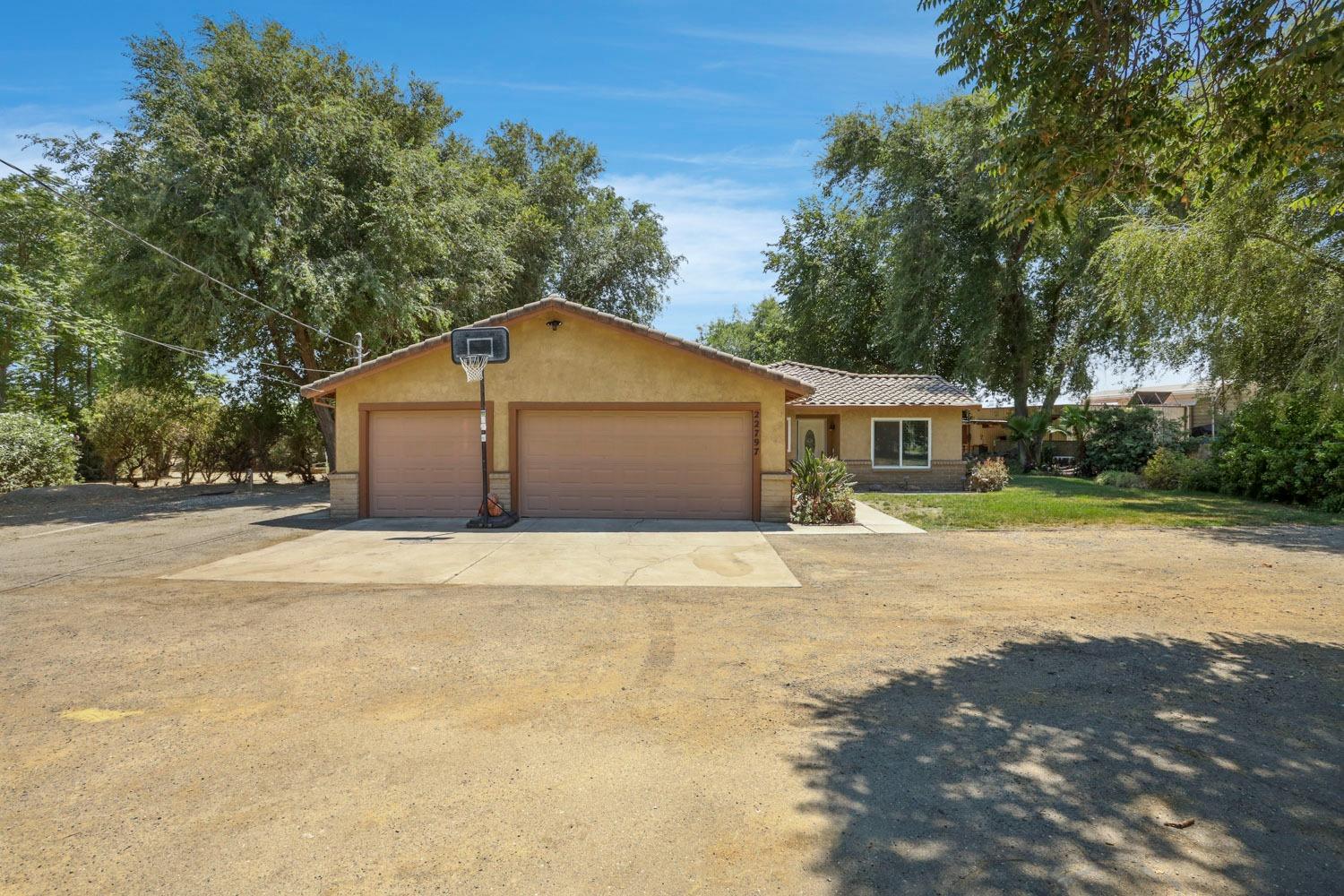 Detail Gallery Image 1 of 1 For 22797 Cozy Ct, Tracy,  CA 95304 - 3 Beds | 2 Baths