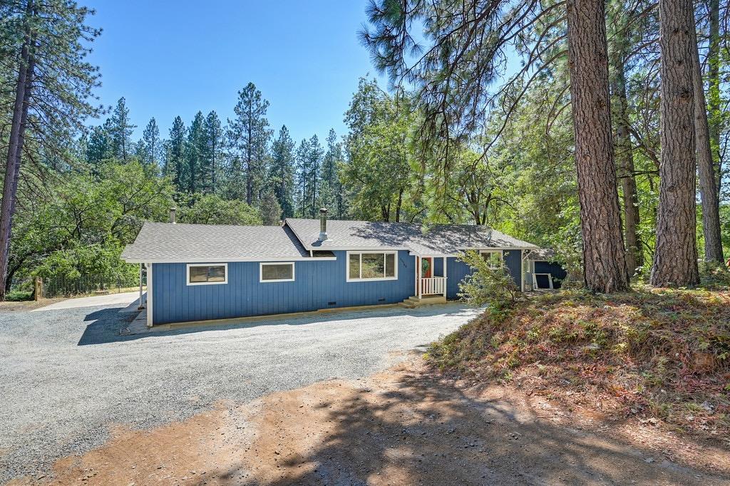 Rattlesnake Road, Grass Valley, California image 1