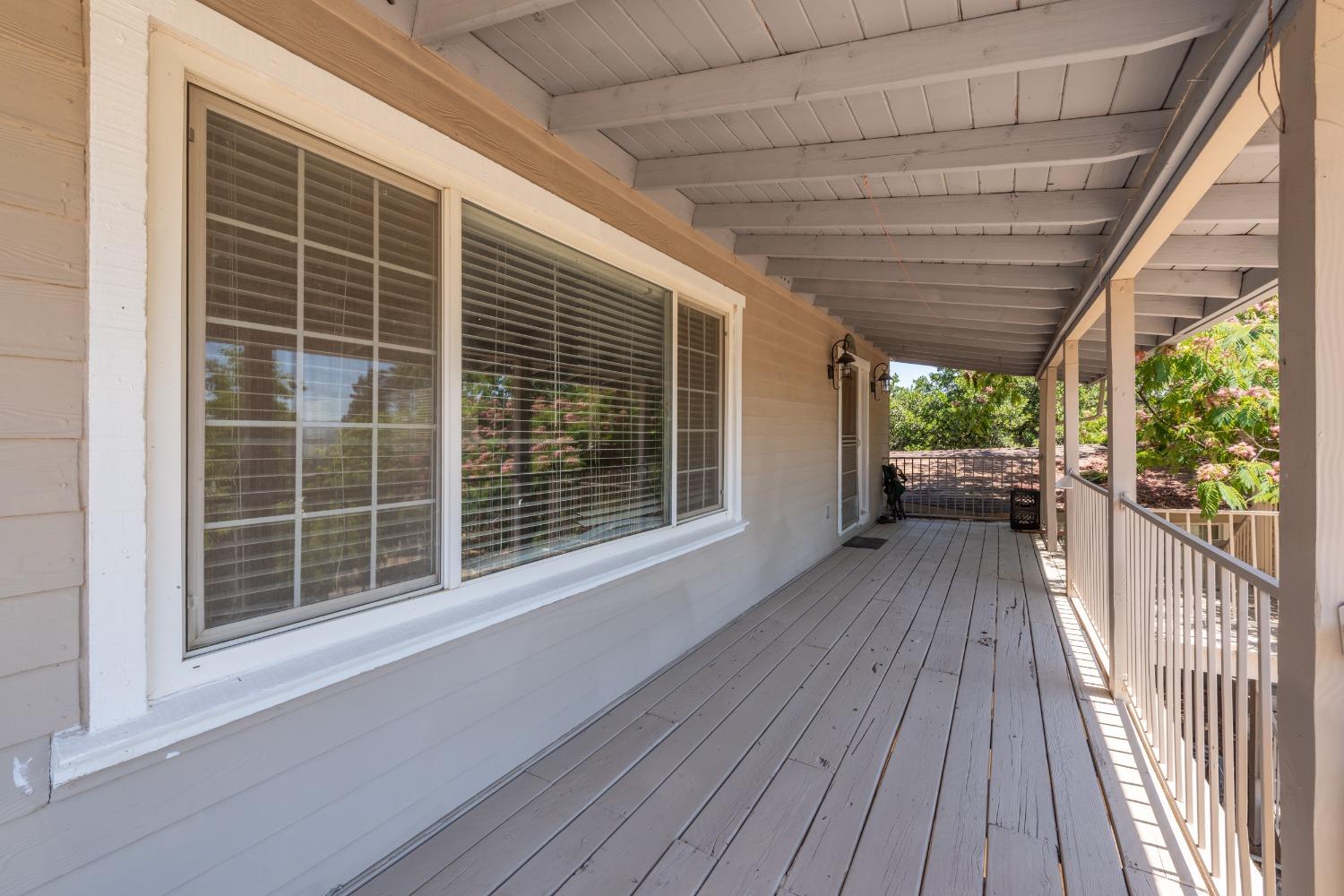 Detail Gallery Image 7 of 53 For 3092 Sand Ridge Rd, Placerville,  CA 95667 - 4 Beds | 2 Baths